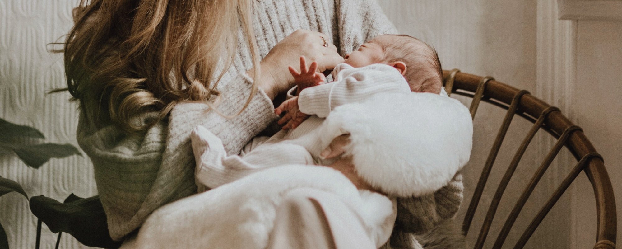 Can-babies-sleep-on-sheepskin Baa Baby