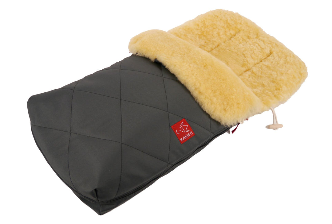 Kaiser Natura Universal Sheepskin Footmuff | Anthracite