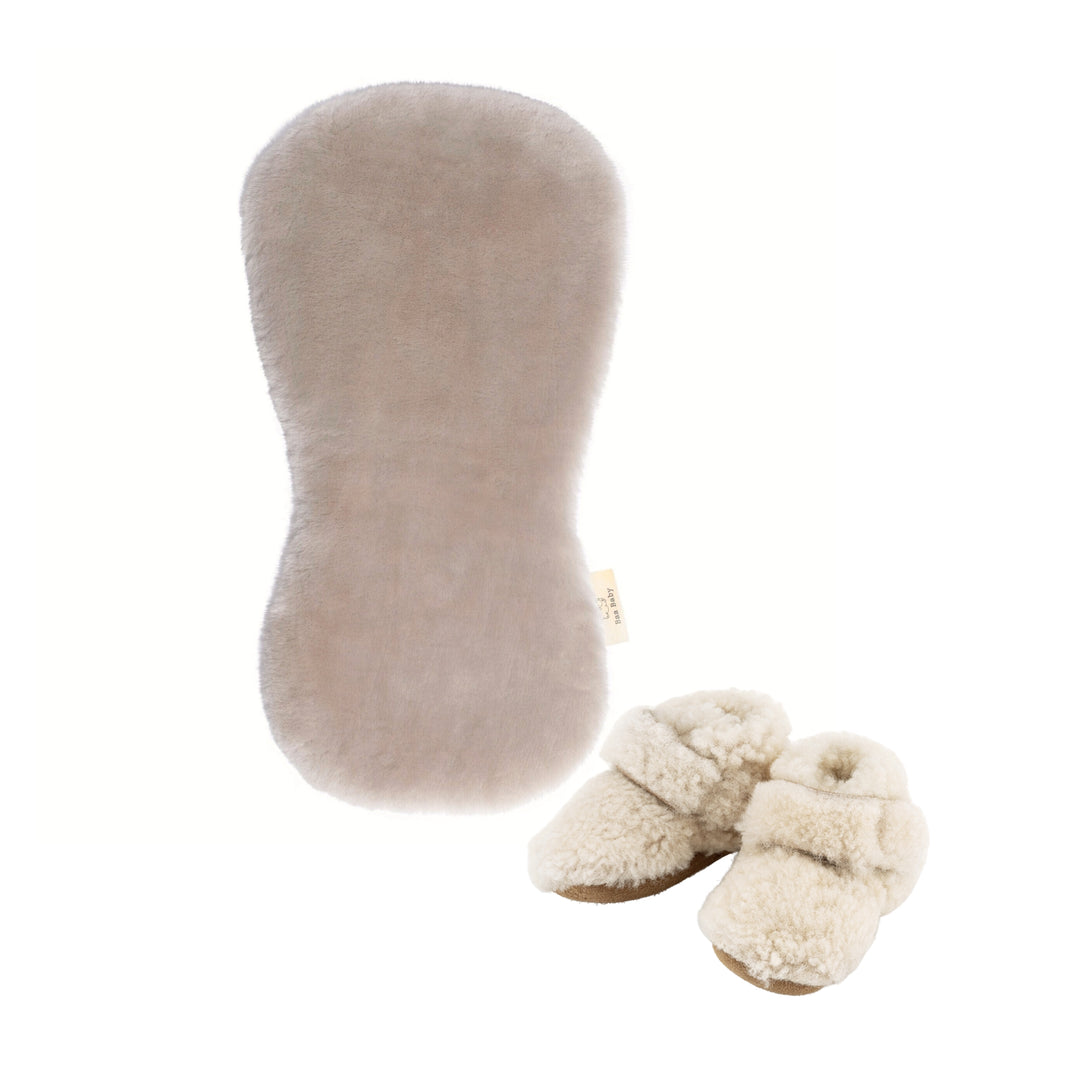 Baby Shower Buggy Gift Set with a latte brown pram liner and teddy merino oat booties