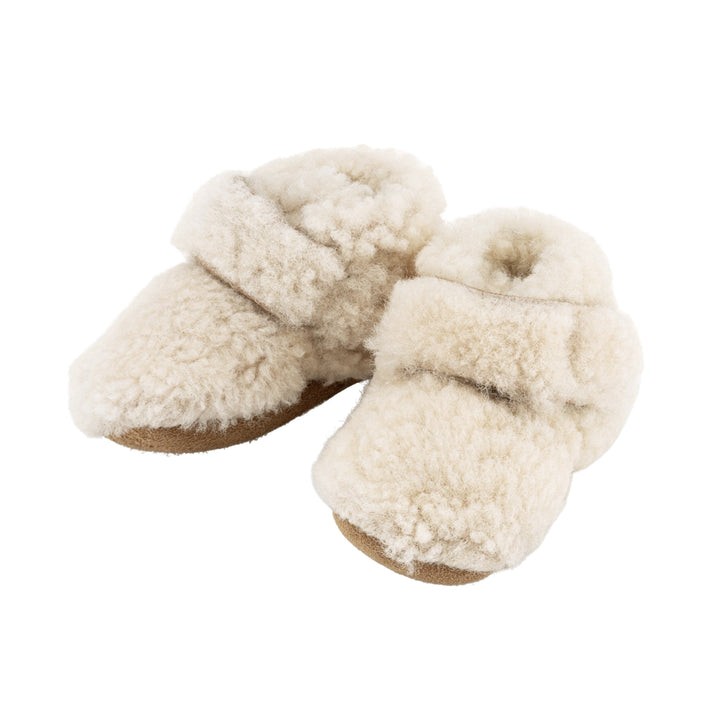 Soft lambskin merino teddy boucle baby booties with soft soles, supple and gentle for newborn and baby toes